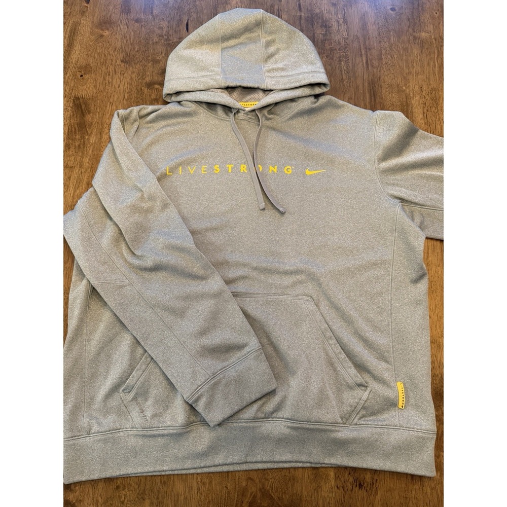 Nike Hoodie Mens Large Gray LIVESTRONG NikeFIT Therma Fleece Pullover Sweatshirt